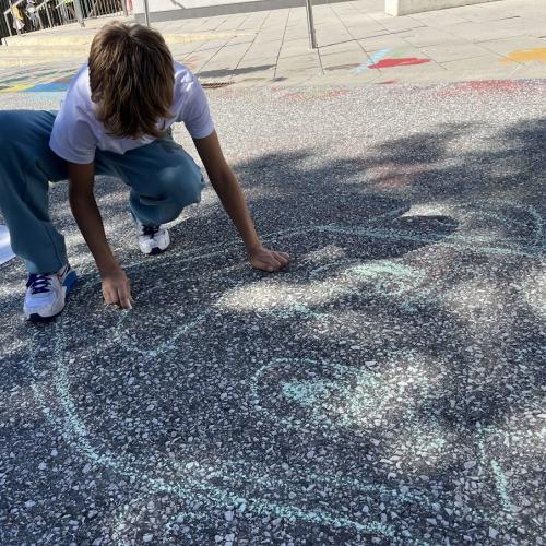 Klasse 2B_Vorbereitung für die Straßenmalaktion