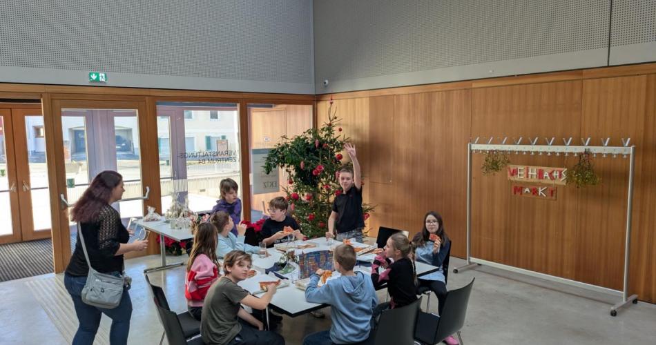 Adventsmarkt von Kindern für Kinder