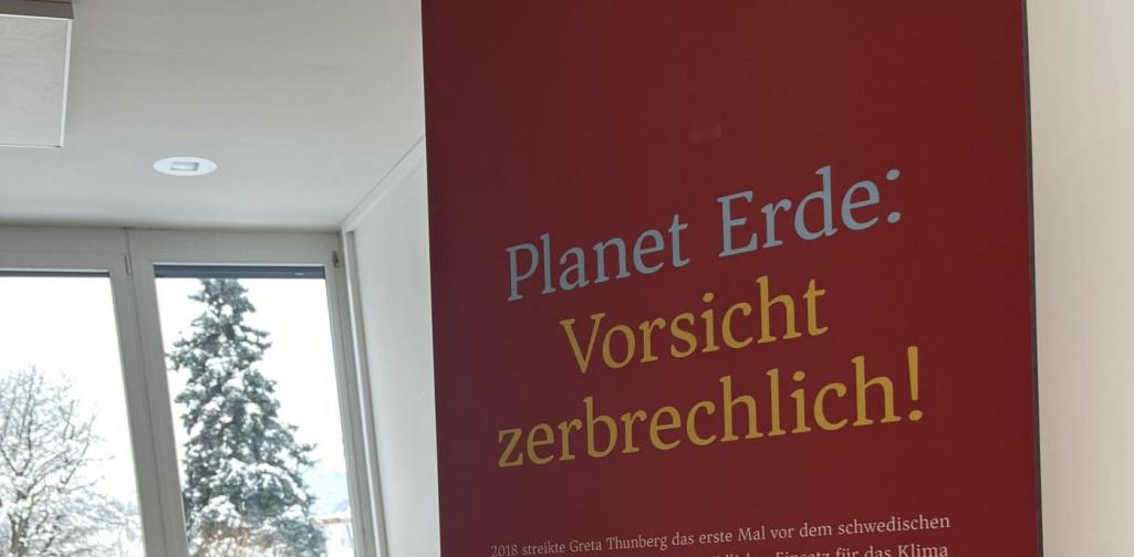 Kunstausstellung Planet Erde: Vorsicht zerbrechlich!